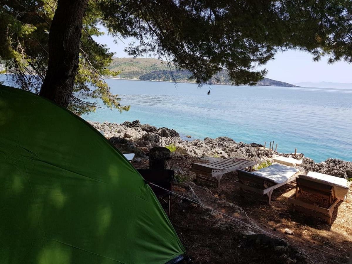 The Sea Cave Camping Hotell Himare Exteriör bild