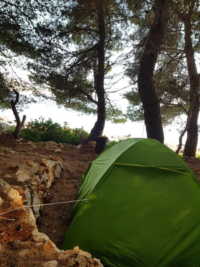 The Sea Cave Camping Hotell Himare Exteriör bild